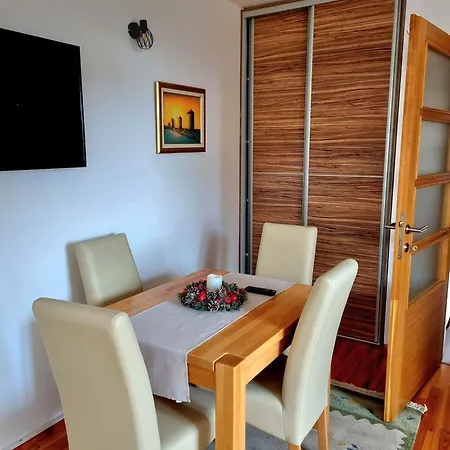 Pogled Apartment