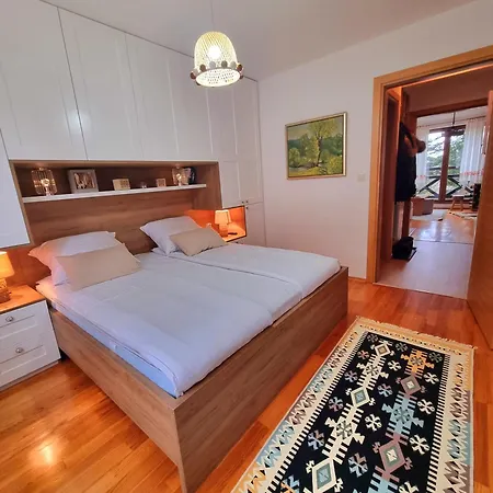 Pogled Apartment
